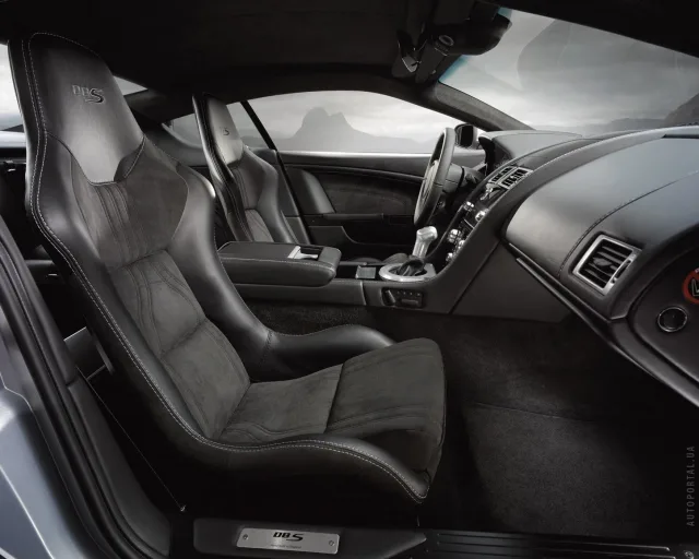 Aston Martin DBS 5.9 MT — 7