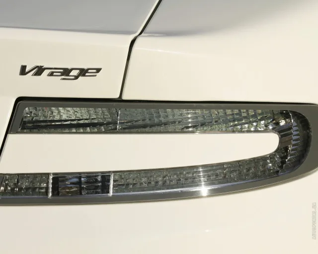 Aston Martin Virage 5.9 AT — 15