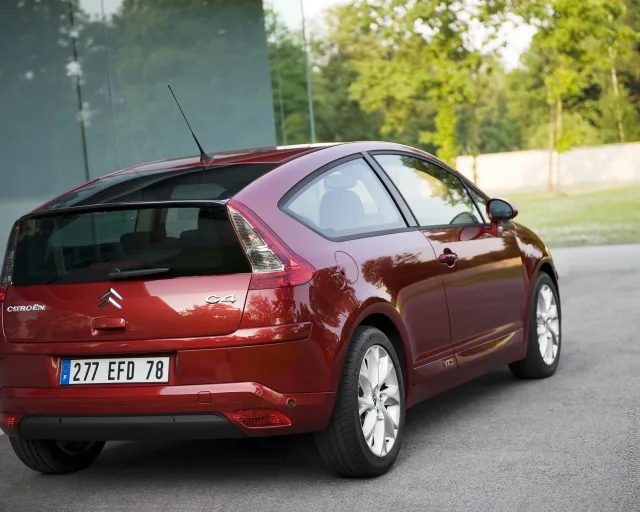 Citroen C4 купе — 14