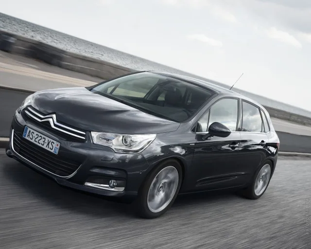 Citroen C4 1.6D MT Attraction — 25