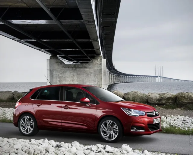 Citroen C4 1.6D MT Attraction — 16