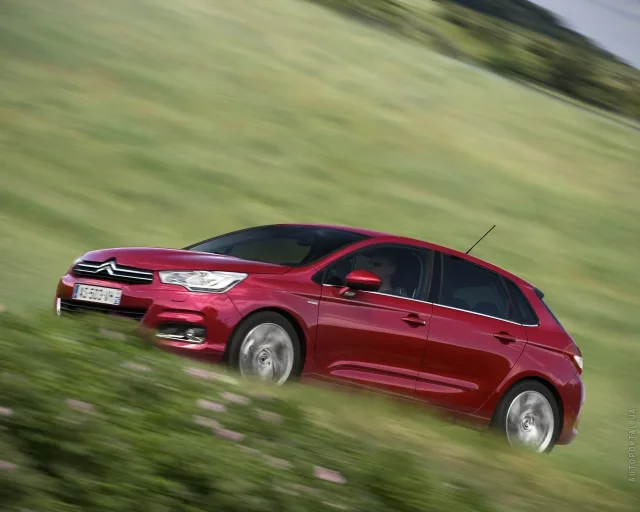 Citroen C4 1.6D MT Attraction — 24
