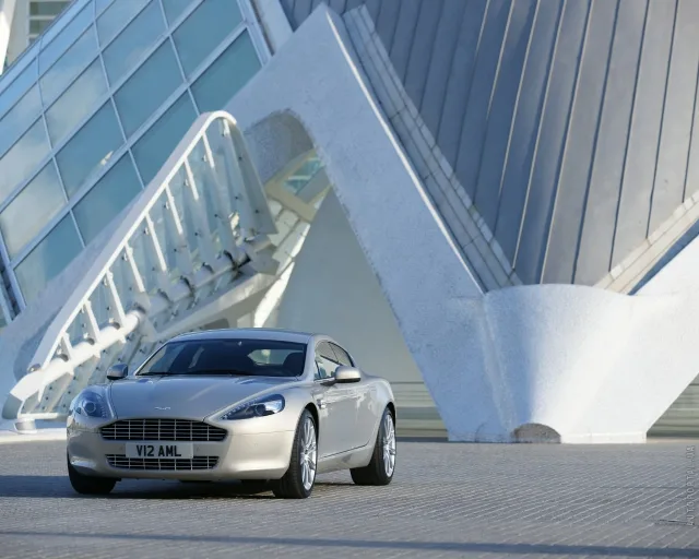 Aston Martin Rapide ліфтбек — 22