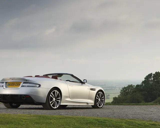 Aston Martin DBS Volante convertible — 20
