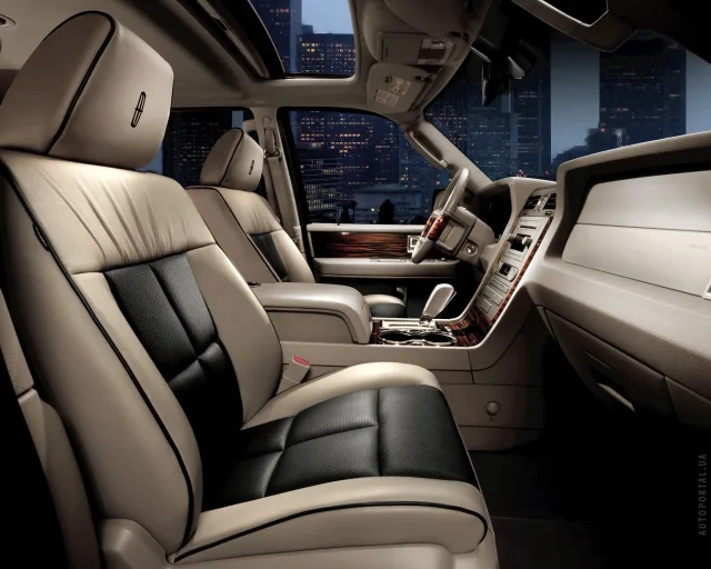 Lincoln Navigator 5.4 AT 4x4 — 6