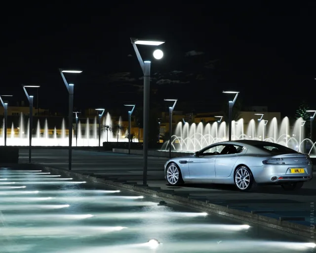 Aston Martin Rapide ліфтбек — 12
