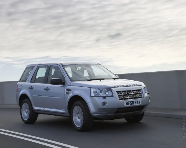 Land Rover Freelander 2 2.2D MT E — 20