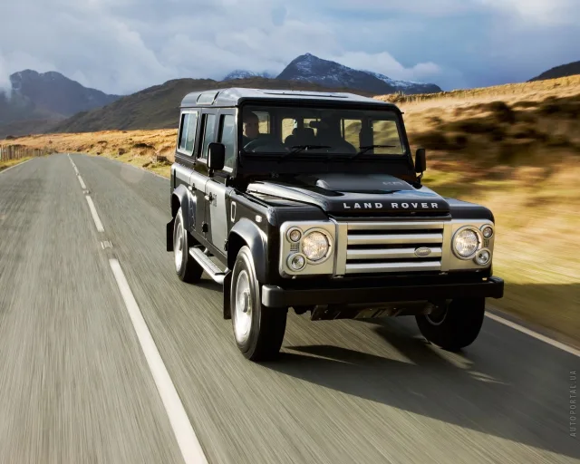 Land Rover Defender 110 2012 (Ленд Ровер Дефендер) внедорожник — 16