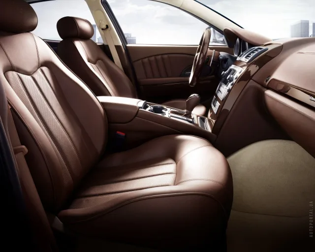 Maserati Quattroporte 2008 sedan — 2