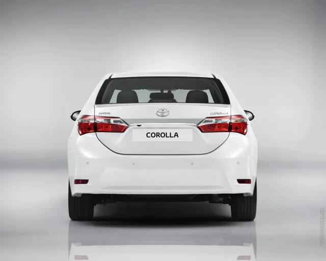 Toyota Corolla 2013 седан — 23