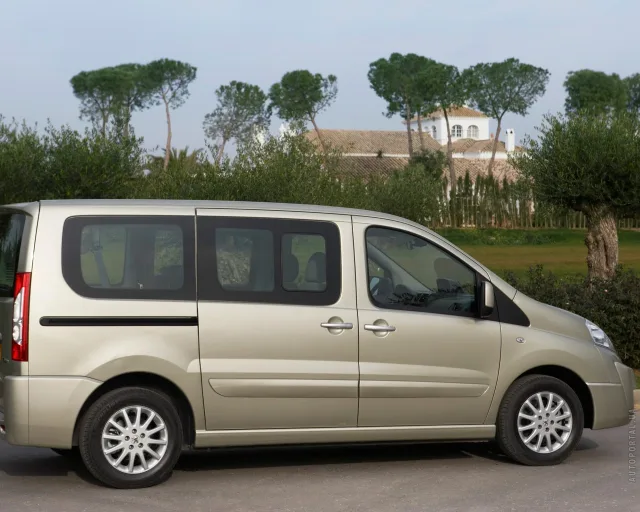 Peugeot Expert Tepee мінівен — 10