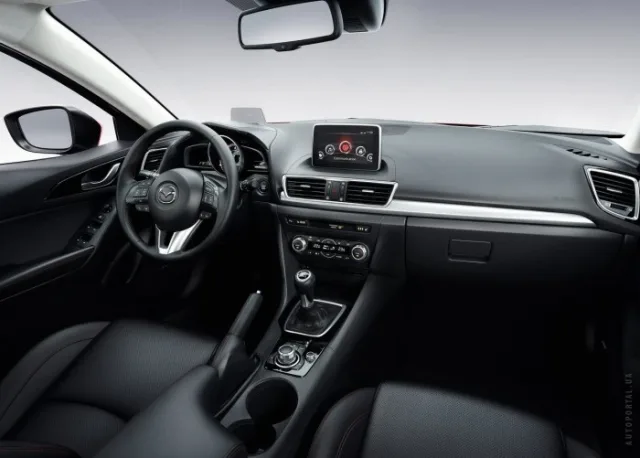 Mazda 3 2014 хетчбек — 9