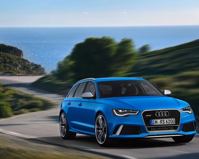 Audi RS6 Avant 2013 station wagon — 11