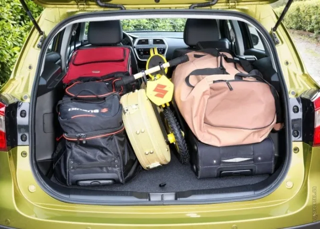 Suzuki SX4 2013 crossover — 2