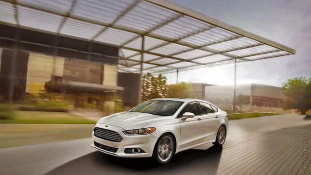 Ford Fusion USA sedan — 10