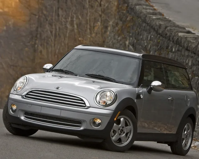 MINI One Clubman (Мини Ван Клабмен) универсал — 24