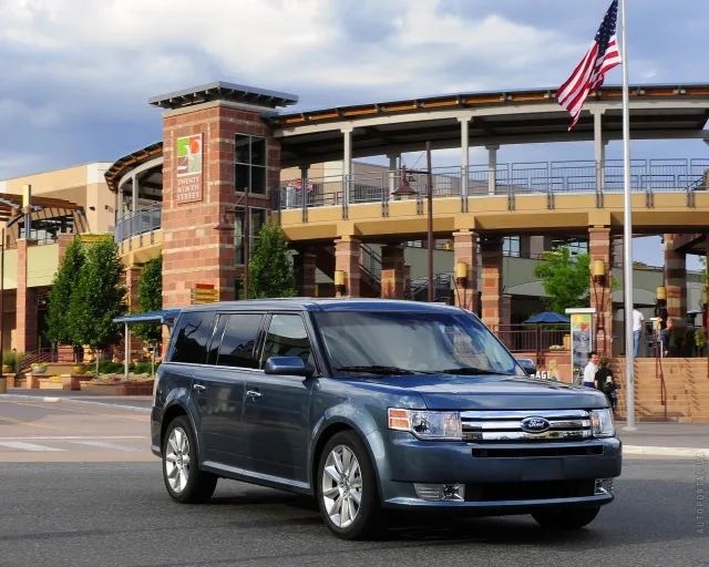 Ford Flex кросовер — 7