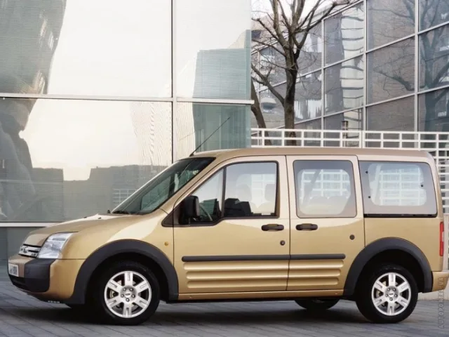 Ford Tourneo Connect 1.8 MT Trend Plus LWB — 6