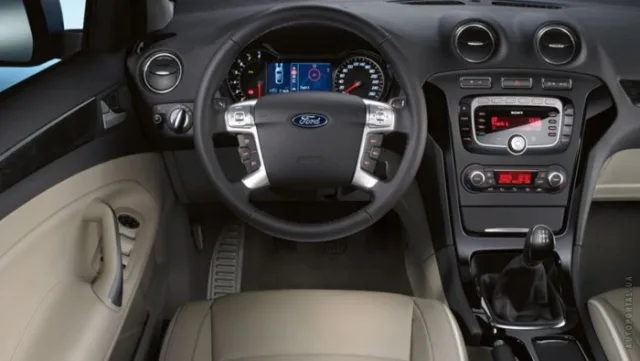 Ford Mondeo 2010 (Форд Мондео) седан — 8