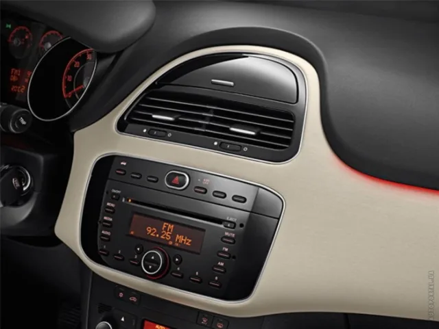 Fiat Linea 2013 sedan — 2