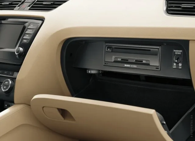 Skoda Octavia A7 2013 хетчбек — 7