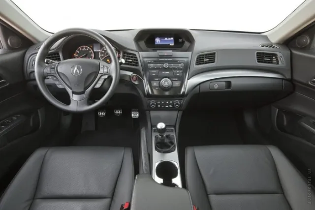 Acura ILX седан — 4