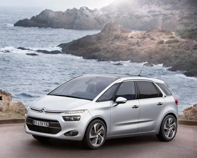 Citroen C4 Picasso 2013 мінівен — 7