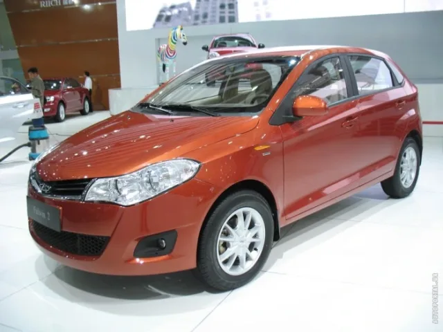 Chery A13 5-дверний хетчбек — 3