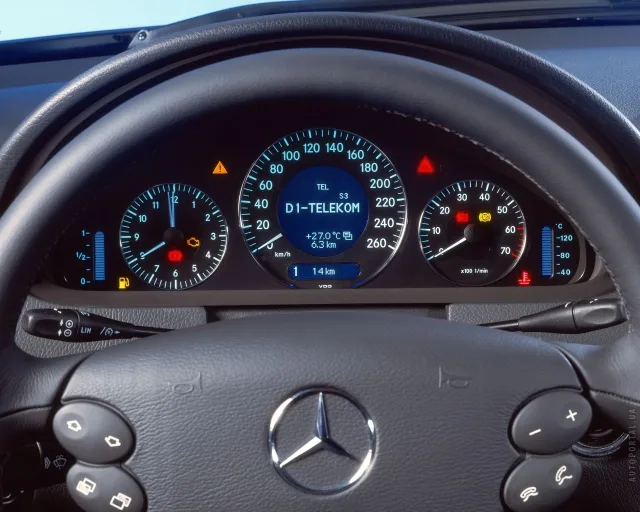 Mercedes-Benz CLK 320 CDI MT — 5