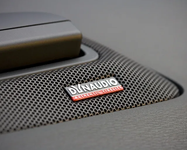 Volvo S80 седан — 2