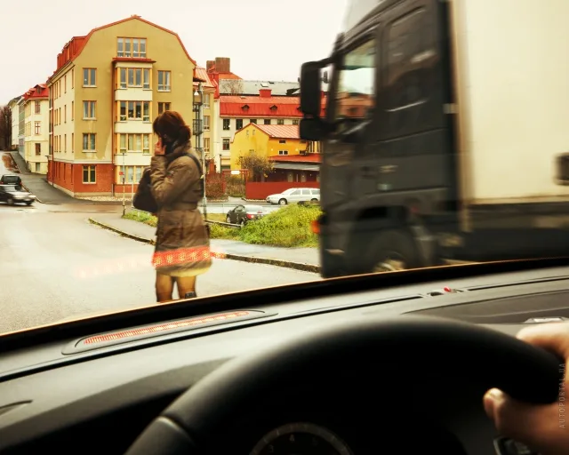 Volvo S60 2010 седан — 9