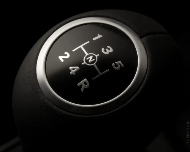 Mercedes-Benz A-Class 2004 3-door microvan — 25