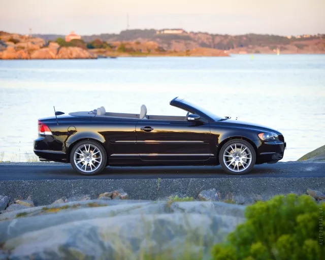 Volvo C70 2,4D AT Summum — 16