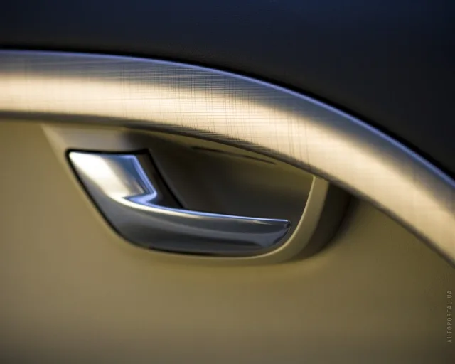 Volvo S80 седан — 9