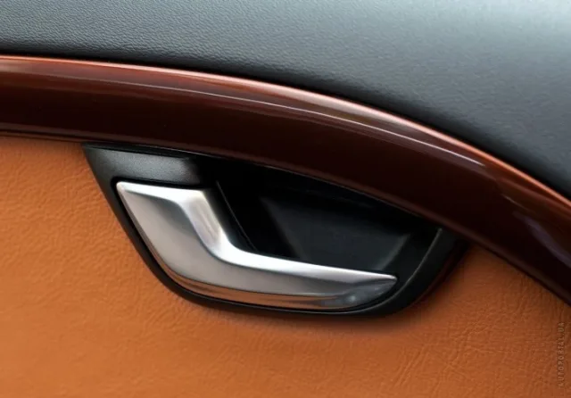 Volvo V70 2007 універсал — 25