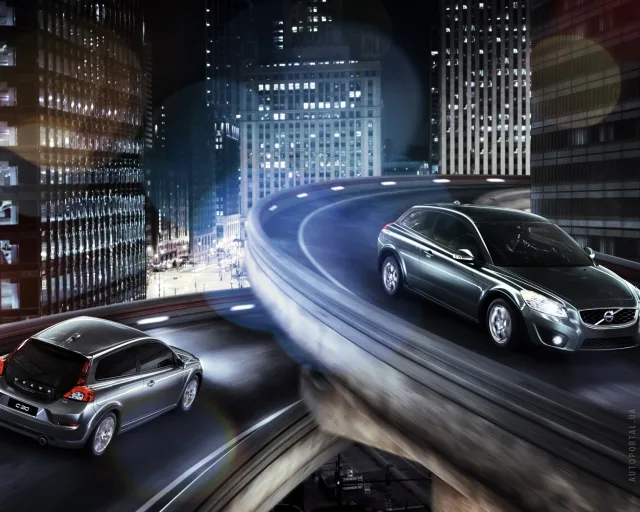 Volvo C30 2010 хетчбек — 18