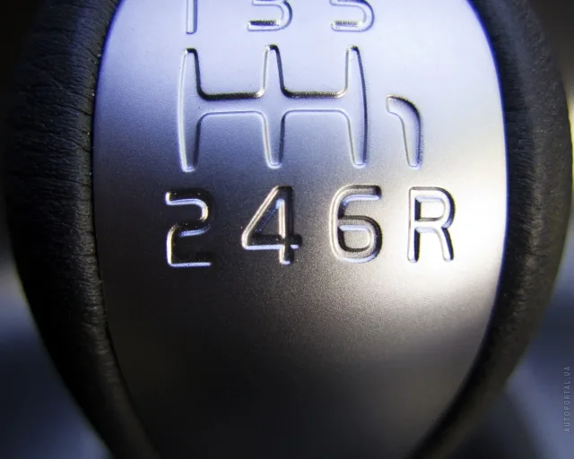 Volvo C30 2.0D MT Base — 5