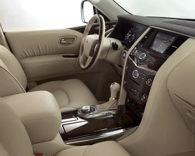 Infiniti QX80 5.6 AT + — 8