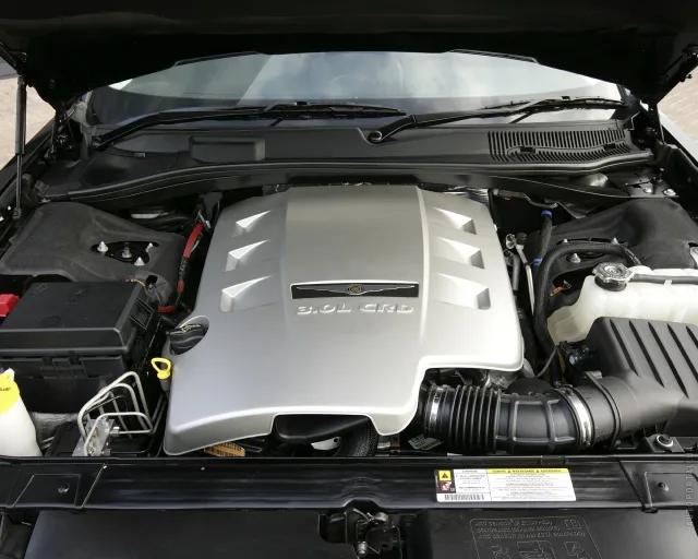 Chrysler 300C Touring універсал — 12