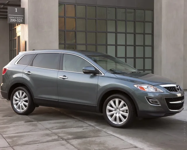 Mazda CX-9 2010 кросовер — 20
