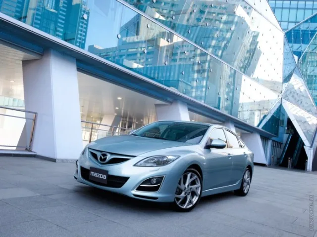 Mazda 6 2010 седан — 9