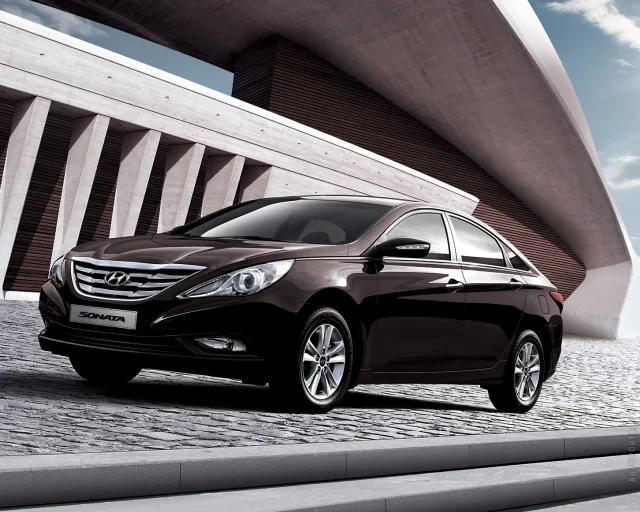 Hyundai Sonata 2.0 MT Express — 20