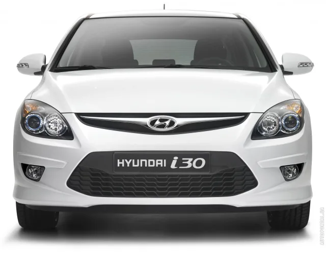 Hyundai i30 2010 хетчбек — 23
