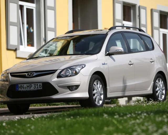 Hyundai i30cw 2010 (Хюндай, Хундай и30 св) универсал — 25