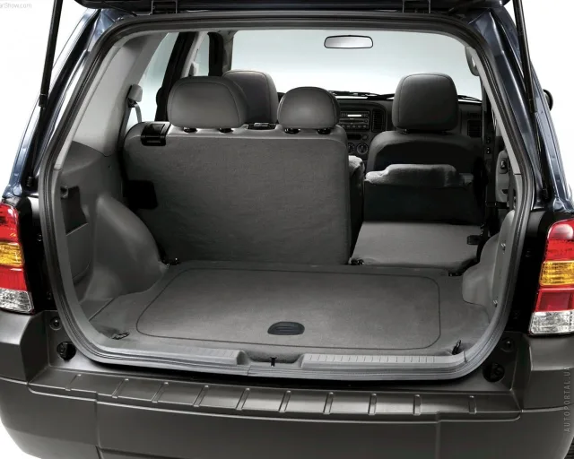 Ford Escape 2010 кросовер — 2
