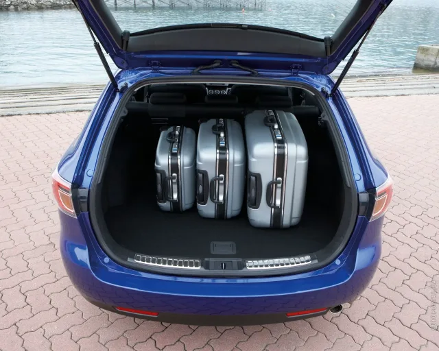 Mazda 6 2007 station wagon — 24
