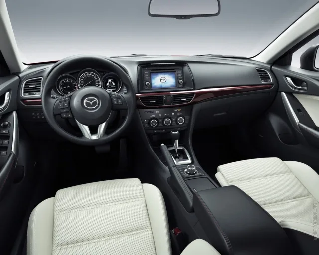 Mazda 6 Wagon 2.0 AT Touring — 15