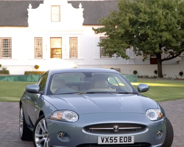 Jaguar XK 4.2 AT — 21