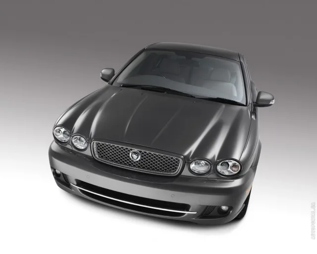 Jaguar X-Type седан — 15