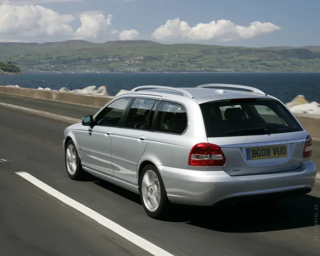 Jaguar X-Type Estate (Ягуар Х-Тайп) универсал — 13
